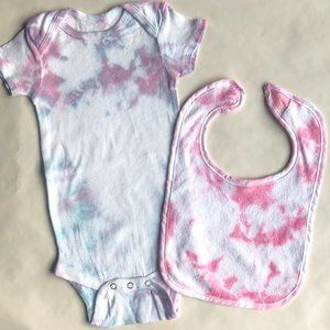 Bundle Tie Dye Baby Onesie (6-9mo) and Bib